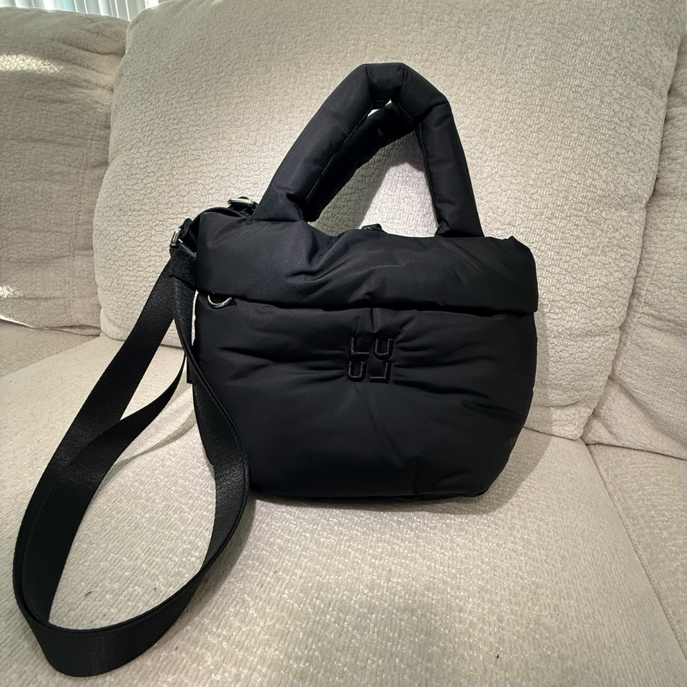Lululemon On My Levwm Black Quilted Tote Small “puffy”